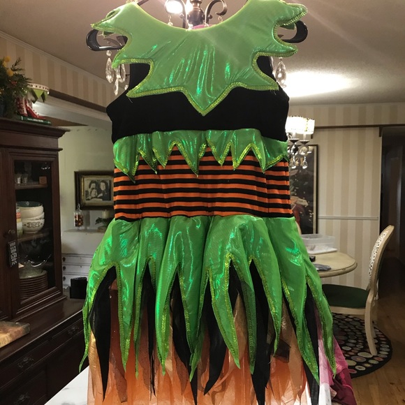 Halloween Witches costume - Picture 1 of 4